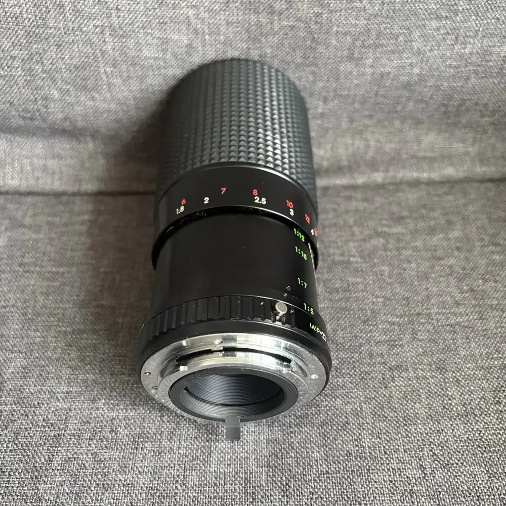 Focal MC Auto Zoom 1:4.5 80-200mm Lens Untested With‎ Case